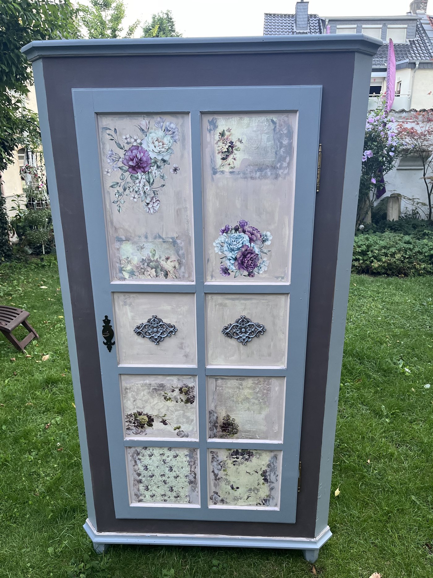 Boudoir a Fleurs – Garderobenschrank im reLOVED Design
